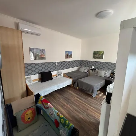 게스트하우스 Mazli Vendeghaz 3*