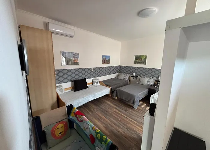בית הארחה Mazli Vendeghaz 3*